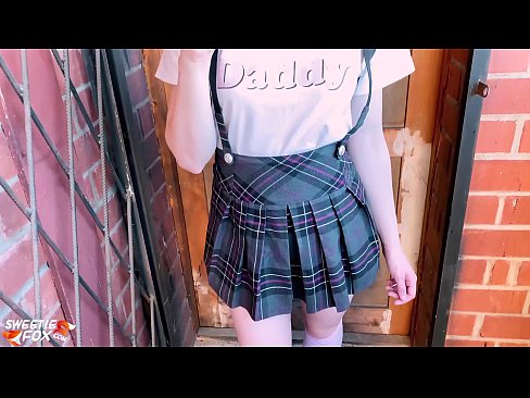 ❤️ 여학생은 그녀의 거시기를 깊이 빨고 수업 ​​대신 성교합니다. ❤️ 창녀 ko.porno24-7.ru에서