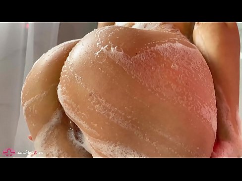 ❤️ 갈색 머리 자위 여자 가 진동 하기 강렬한 오르가즘 에 샤워기 ❤️ 창녀 ko.porno24-7.ru에서